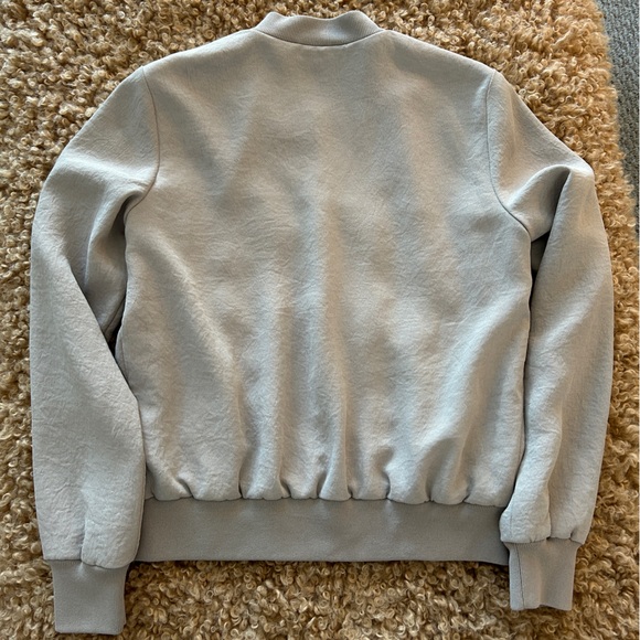 Aritzia: EUC Wilfred Poussin Bomber, Size: Medium - Picture 8 of 11